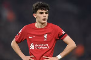 Stefan Bajcetic nghỉ thi đấu hết mùa giải vì chấn thương.