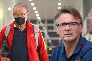 Ông Park và HLV Philippe Troussier được kỳ vọng sẽ giúp bóng đá Việt Nam dự World Cup trong thời gian tới.