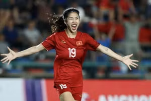 Thanh Nhã có cơ hội lớn được sang Đức chơi bóng với mức lương cao.