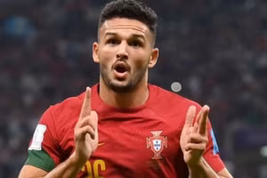 Goncalo Ramos gia nhập PSG với giá 80 triệu euro.