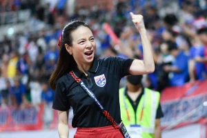 Madam Pang để Teerasak Poeiphimai hội quân sớm cùng U22 Thái Lan.