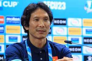 HLV Gong Oh-kyun lọt tầm ngắm của nhiều CLB tại V-League.