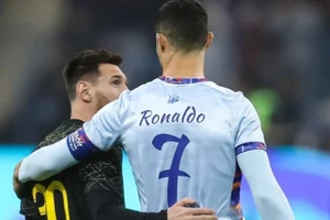 Messi vượt Ronaldo ở số kỷ lục đạt được cho tới thời điểm hiện tại.