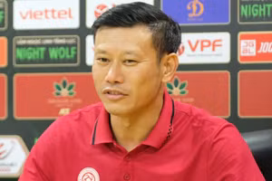 HLV trưởng Viettel Thạch Bảo Khanh chưa thực sự hài lòng về công nghệ VAR ở V-League.