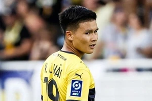 Quang Hải không có tên trong danh sách đăng ký thi đấu của Pau FC ở vòng 32.