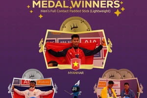 Bùi Đình Quyết giành vàng SEA Games nhưng bị nhầm thành VĐV của Myanmar.