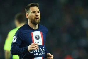 Messi chưa chính thức chốt tương lai với PSG.