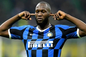 Lukaku sắp chia tay Inter Milan về lại Chelsea FC.