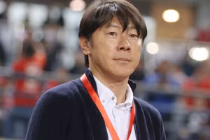 HLV Shin Tae Yong dẫn dắt U23 Indonesia dự giải châu Á.