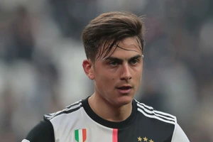 Bị nợ lương, Dybala dọa kiện Juventus ra tòa,