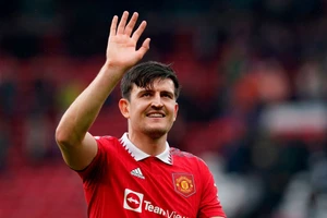 Harry Maguire được 6 đội bóng Anh theo đuổi.