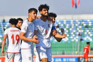U20 Iran vào tứ kết U20 châu Á sau chiến thắng trước U20 Việt Nam.