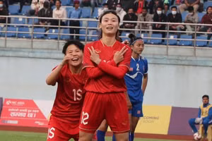 Đội tuyển nữ Việt Nam thận trọng trước trận gặp Nepal ở trận ra quân ASIAD 19.