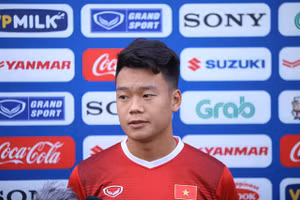 Thành Chung chia tay tuyển Việt Nam vì chấn thương.