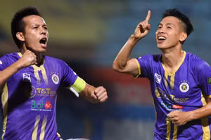 Hùng Dũng vắng mặt ở vòng 8 vì những lý do khác nhau.