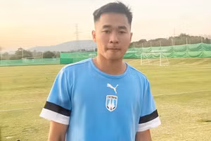 Vũ Minh Hiếu lập hat-trick trong trận giao hữu của Cheon An FC.