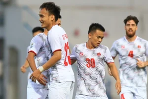 CLB Hải Phòng vươn lên dẫn đầu bảng H sau chiến thắng Sabah FC.