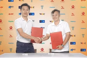 Thành Lương trở thành huấn luyện viên CLB Hòa Bình ở hạng Nhất quốc gia sau khi treo giày.