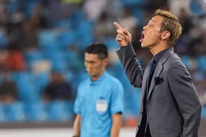 HLV Honda dẫn dắt U22 Campuchia dự SEA Games 32 trên sân nhà.