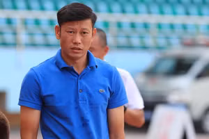 HLV Viettel nói về pha phản lưới nhà của Bùi Tiến Dũng.