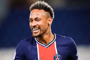 HLV Zidane chỉ dẫn dắt PSG nếu Neymar ra đi tìm bến đỗ mới.