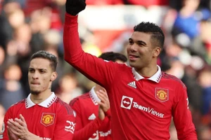 Thương vụ nhà Glazer bán Man United có chưa thể ngã ngũ.