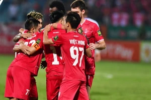 Hải Phòng bị AFC phạt tiền vì sai phạm ở AFC Cup.