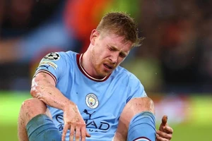 Kevin De Bruyne gặp chấn thương nặng ở trận chung kết Cúp C1 châu Âu.