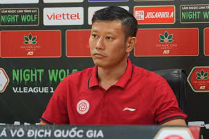 Huấn luyện viên Thạch Bảo Khanh hài lòng với trận hòa của đội nhà trước Bình Định.