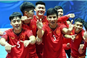 Futsal Việt Nam thua cách biệt Argentina ở trận tái đấu.