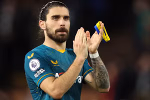 Ruben Neves được nhiều đội bóng lớn quan tâm muốn chiêu mộ.