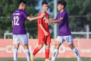 U15 Hà Nội thắng cách biệt Hải Phòng ở vòng loại U15 giải quốc gia.