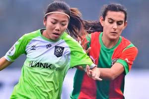 Huỳnh Như gia hạn và nhận mức lương mới ở Lank FC.