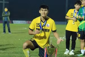 Trung vệ Nguyễn Ngọc Thắng được triệu tập bổ sung lên U23 Việt Nam.