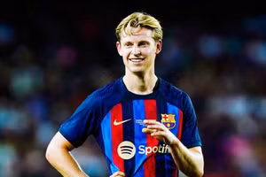 Frenkie de Jong từ chối tới Chelsea và MU.