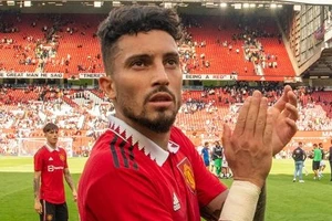 Alex Telles tới Ả Rập Saudi thi đấu sau khi chia tay Man United.