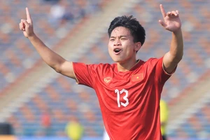 U22 Việt Nam giành Huy chương Đồng SEA Games 32 sau trận thắng cách biệt Myanmar.