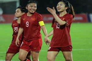 Thanh Nhã và Huỳnh Như được FIFA ngợi khen sau chiến tích vô địch SEA Games.