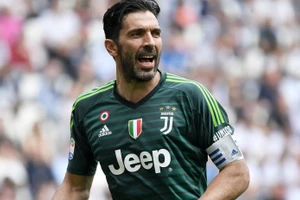 Thủ môn Buffon giải nghệ ở tuổi 45.