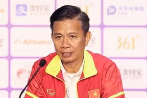 HLV Hoàng Anh Tuấn kỳ vọng có điểm trước Ả Rập Xê Út.