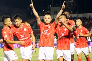 Câu lạc bộ TPHCM miễn phí vé cho người hâm mộ hai trận trên sân nhà ở V.League.