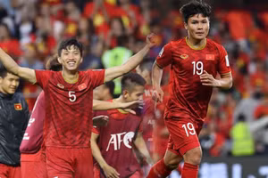 Văn Hậu và Quang Hải sớm trở lại tuyển Việt Nam hậu chấn thương.