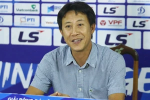 HLV CLB Hà Tĩnh hài lòng với trận hòa trước Hoàng Anh Gia Lai.