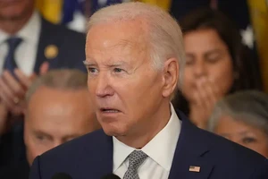 Thư ký tiểu bang Alabama chỉ trích chính sách của ông Biden cho phép người bất hợp pháp vẫn được bỏ phiếu bầu cử Tổng thống Mỹ.