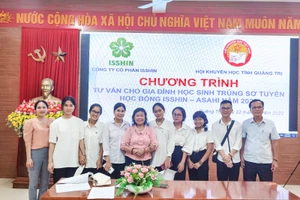 Học sinh trúng sơ tuyển học bổng Isshin - Asahi năm 2022 cùng Hội Khuyến tỉnh Quảng Trị.