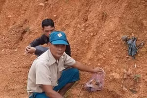 Các hài cốt liệt sĩ được cất bốc ở độ sâu từ 2,5 - 3m