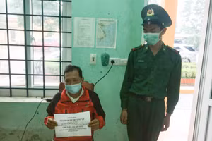 Đối tượng Phạm Quốc Hoàng Vũ - kẻ cầm đầu đường dây đưa người xuất cảnh trái phép qua Lào. 