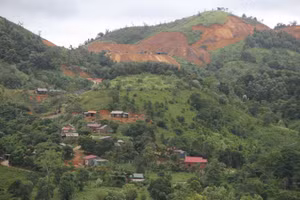 Thôn Húc Thượng.