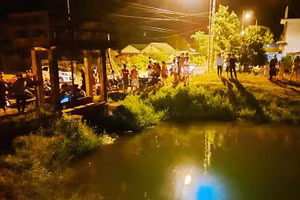 Công tác tìm kiếm nạn nhân được triển khai tích cực trong đêm