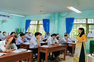 Tiết học Ngữ văn tại Trường THPT Phú Điền, Đồng Tháp.